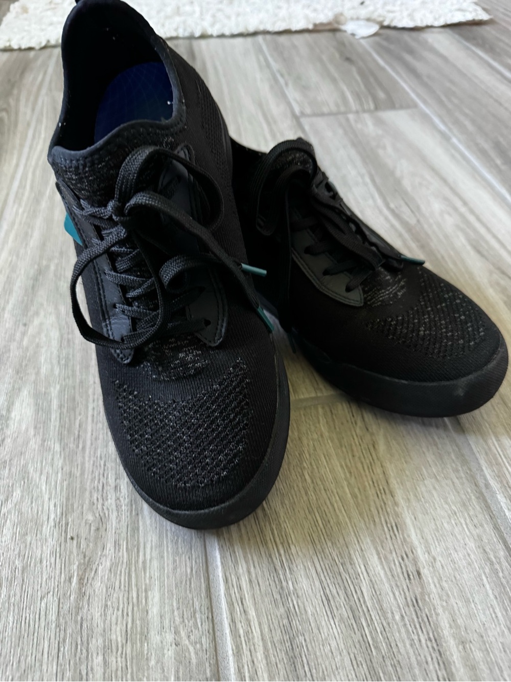 ☔️ Vessi Women's Weekend Waterproof Sneakers Black with Teal Accents